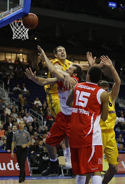 内掀起了波 内掀起了波