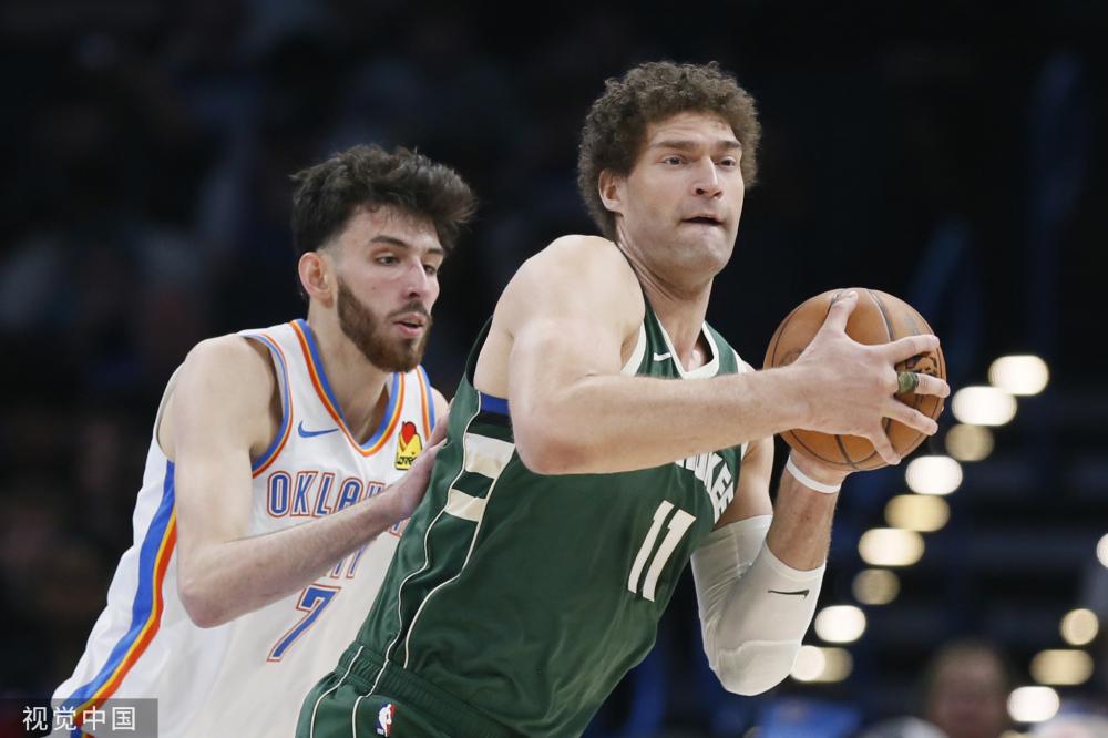 瓦尔迪向看 瓦尔迪向看