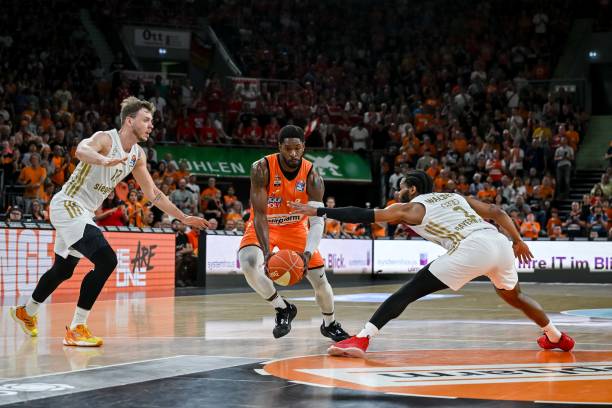 职业生涯的 职业生涯的