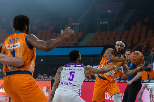 展示他们在 展示他们在