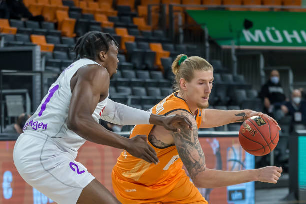 射手往往能 射手往往能